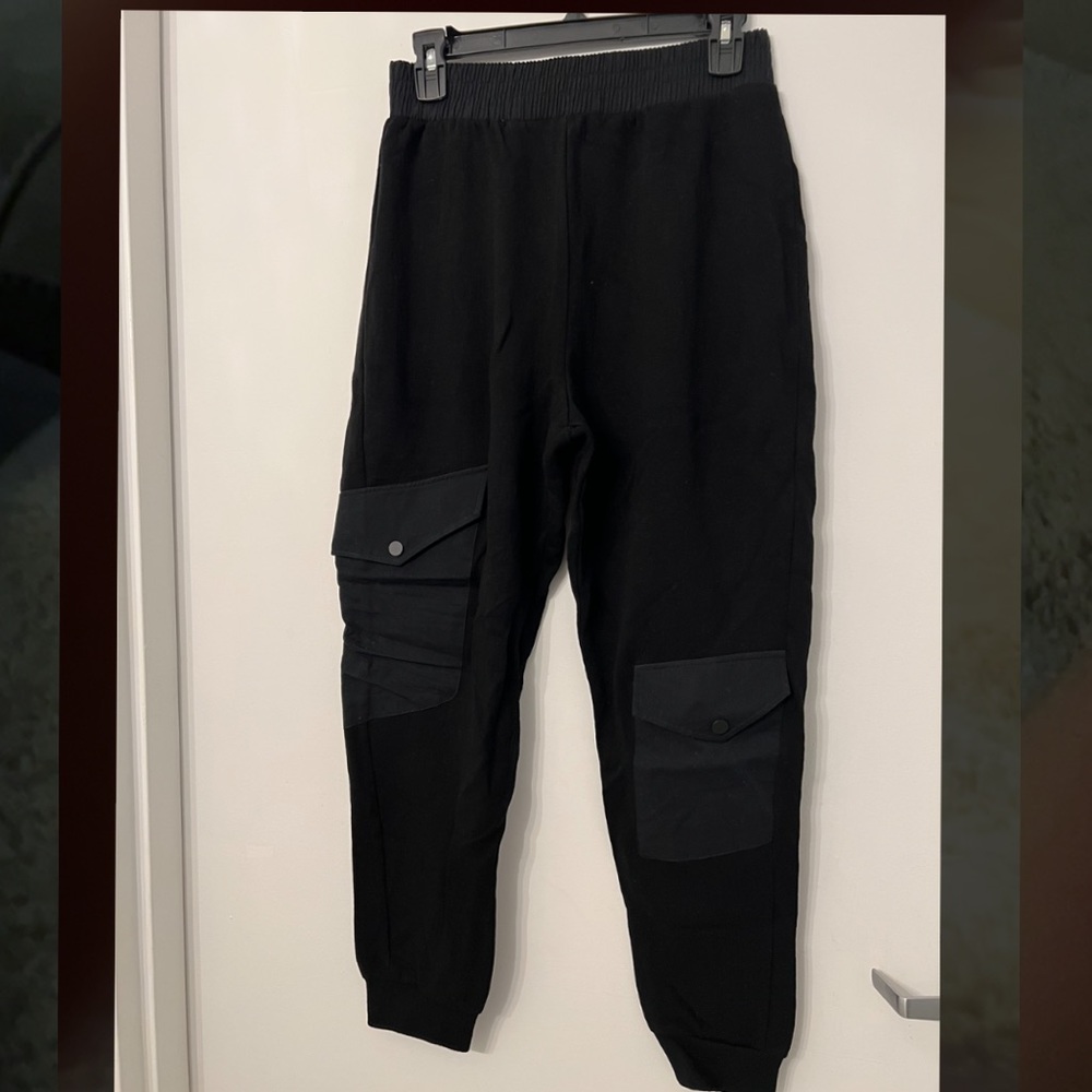 ZARA pants. Black. Medium.